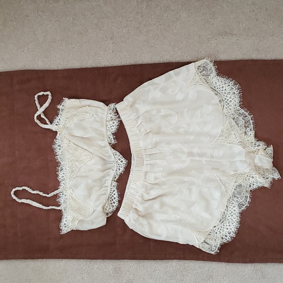 🎉Sold On MP🎉 - Free People - Love Story Sleep Lace Intimacy Set (Size M) - Picture 5 of 11